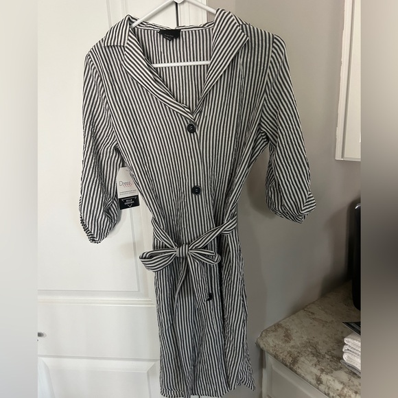 Lumiere Striped Dress Women’s Small NWT - Picture 1 of 11